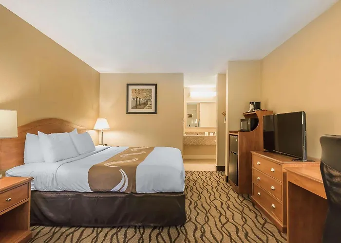 Quality Inn Charleston - Sikeston