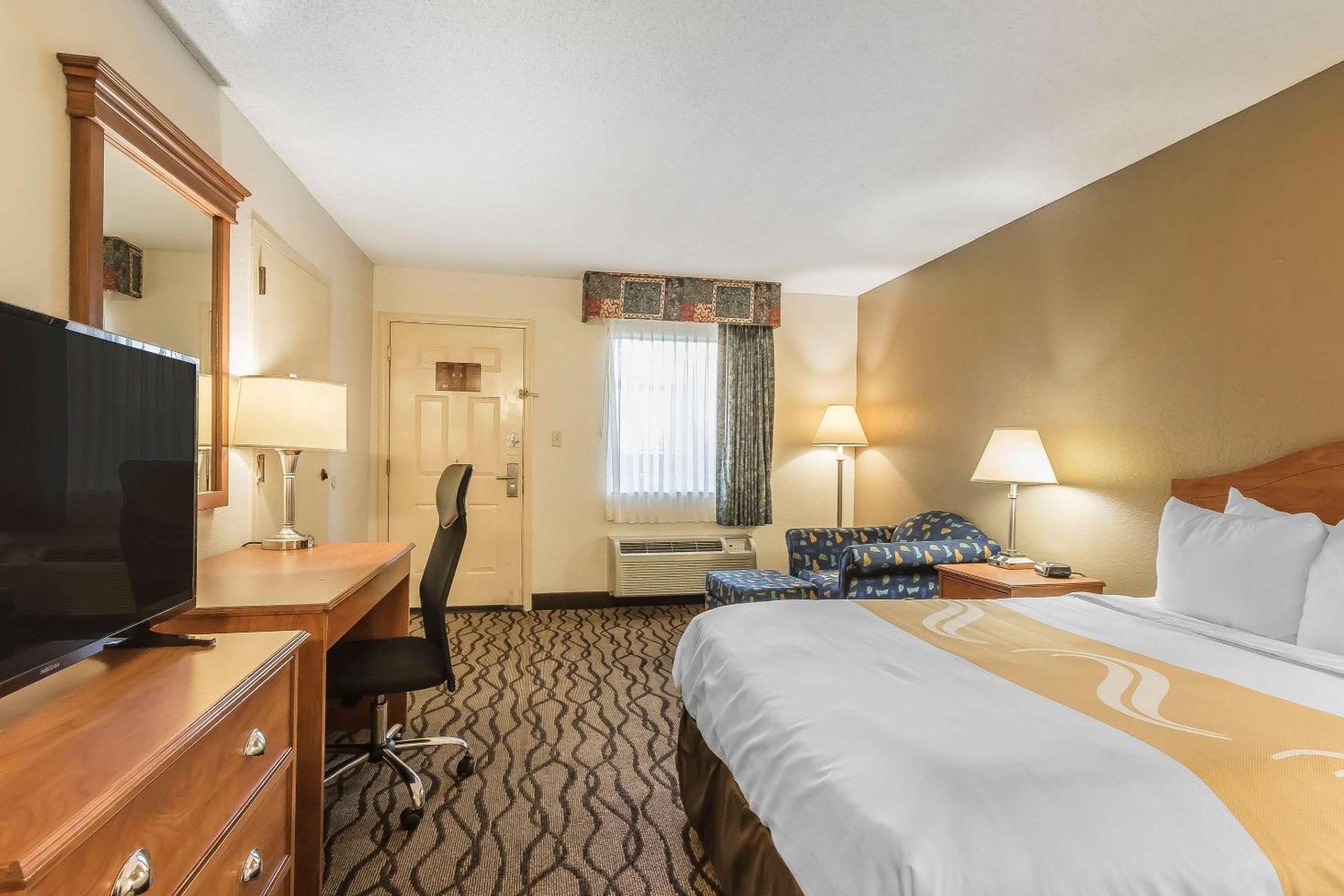 Quality - Sikeston Inn Charleston