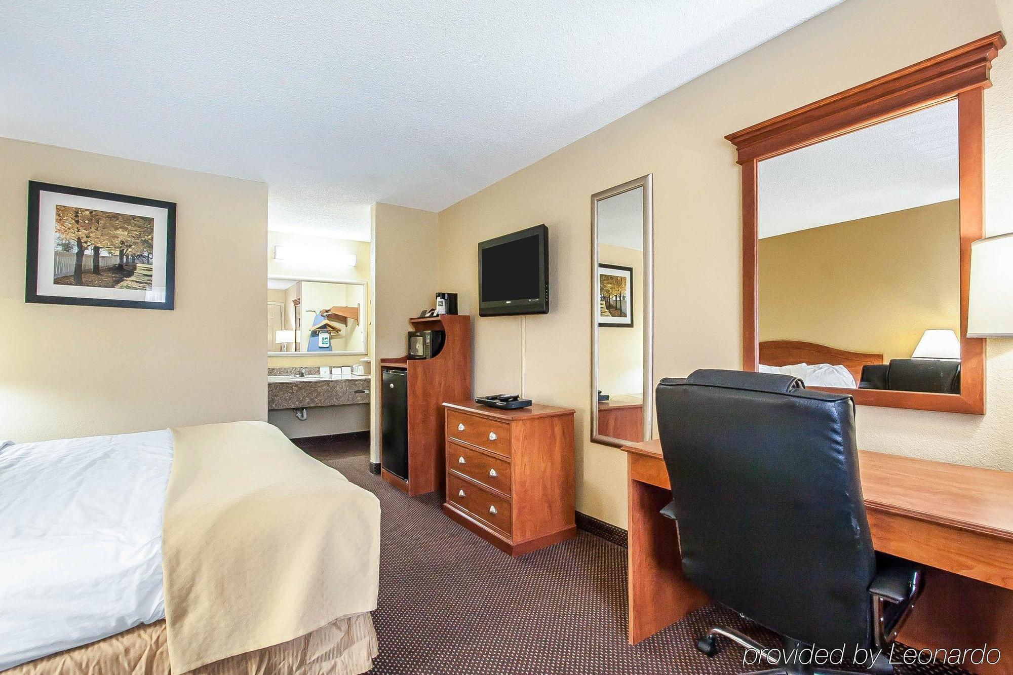 Quality - Sikeston Inn Charleston