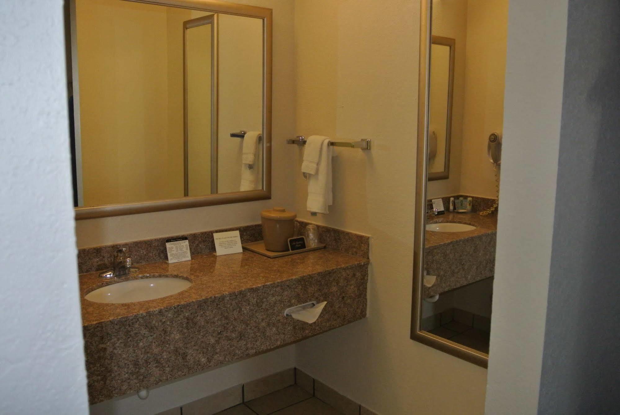 Quality - Sikeston Inn 2*